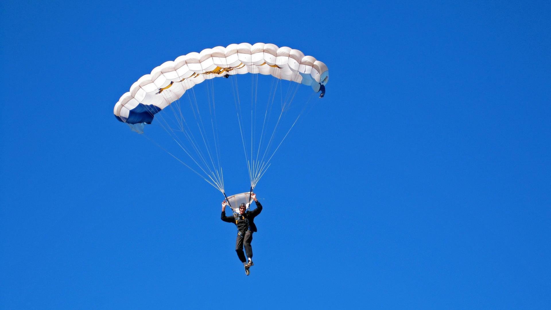 “真实故事：球员运动员背后的奋斗故事”，运动员成功背后的故事